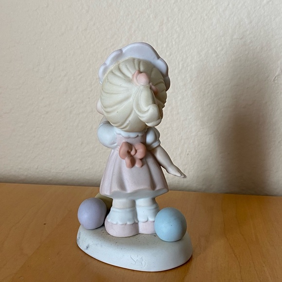 Precious Moment (630016) - Picture 2 of 2